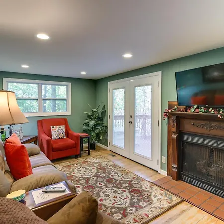 Quaint Smoky Mountain Cabin - 4 Mi To Gatlinburg! Exterior photo
