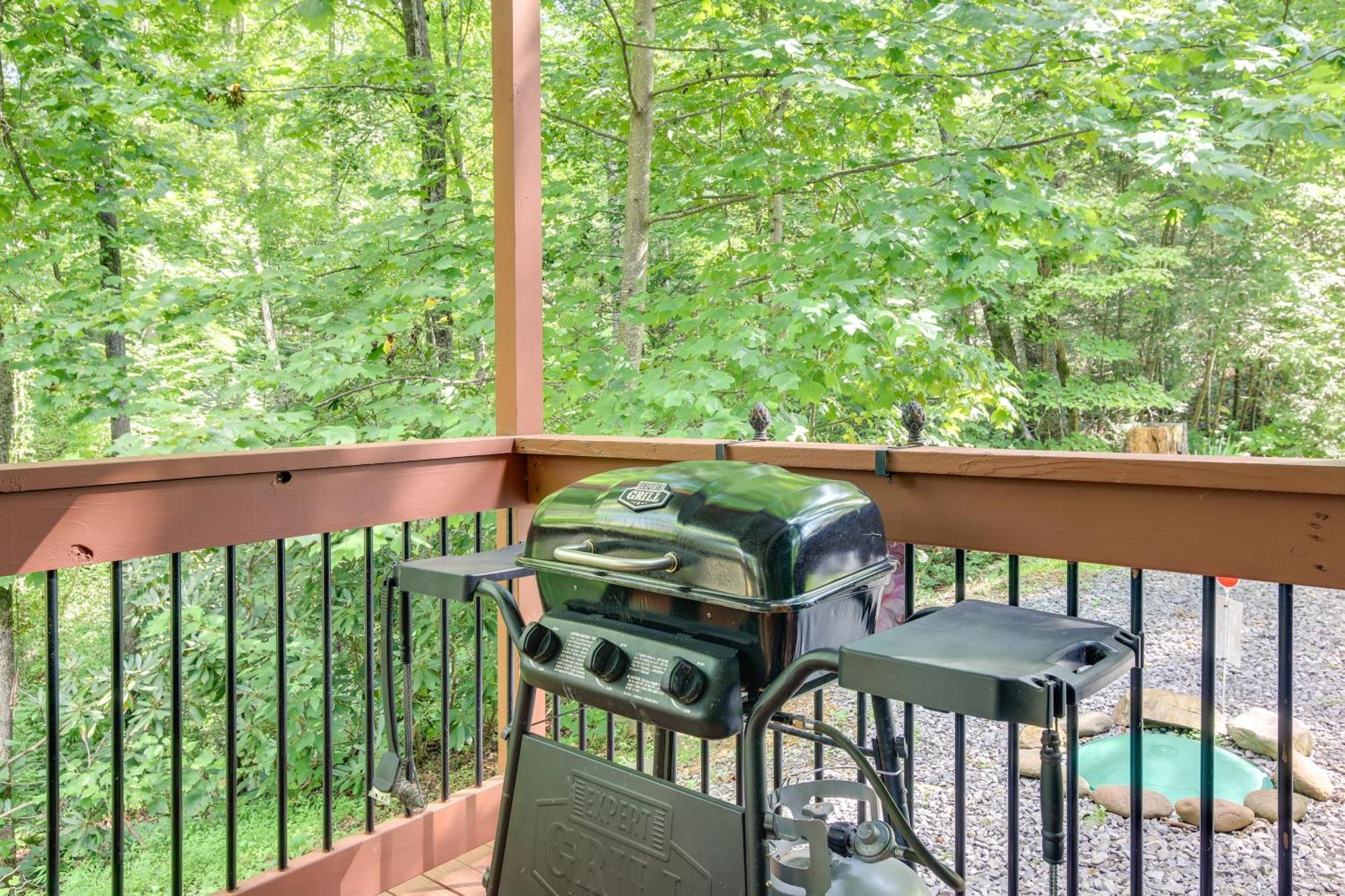 Quaint Smoky Mountain - 4 Mi To Gatlinburg! Hébergement de vacances