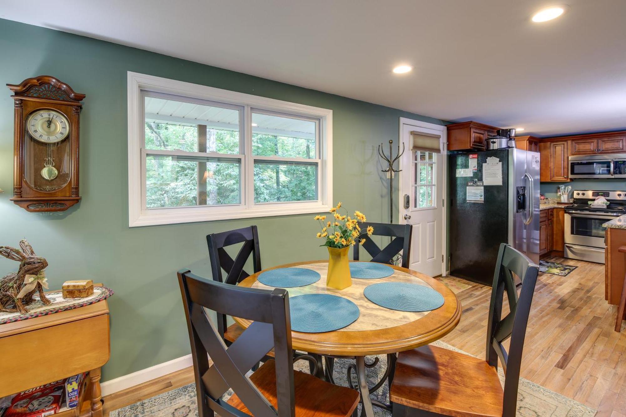 Casa vacanze Quaint Smoky Mountain - 4 Mi To Gatlinburg! Gatlinburg